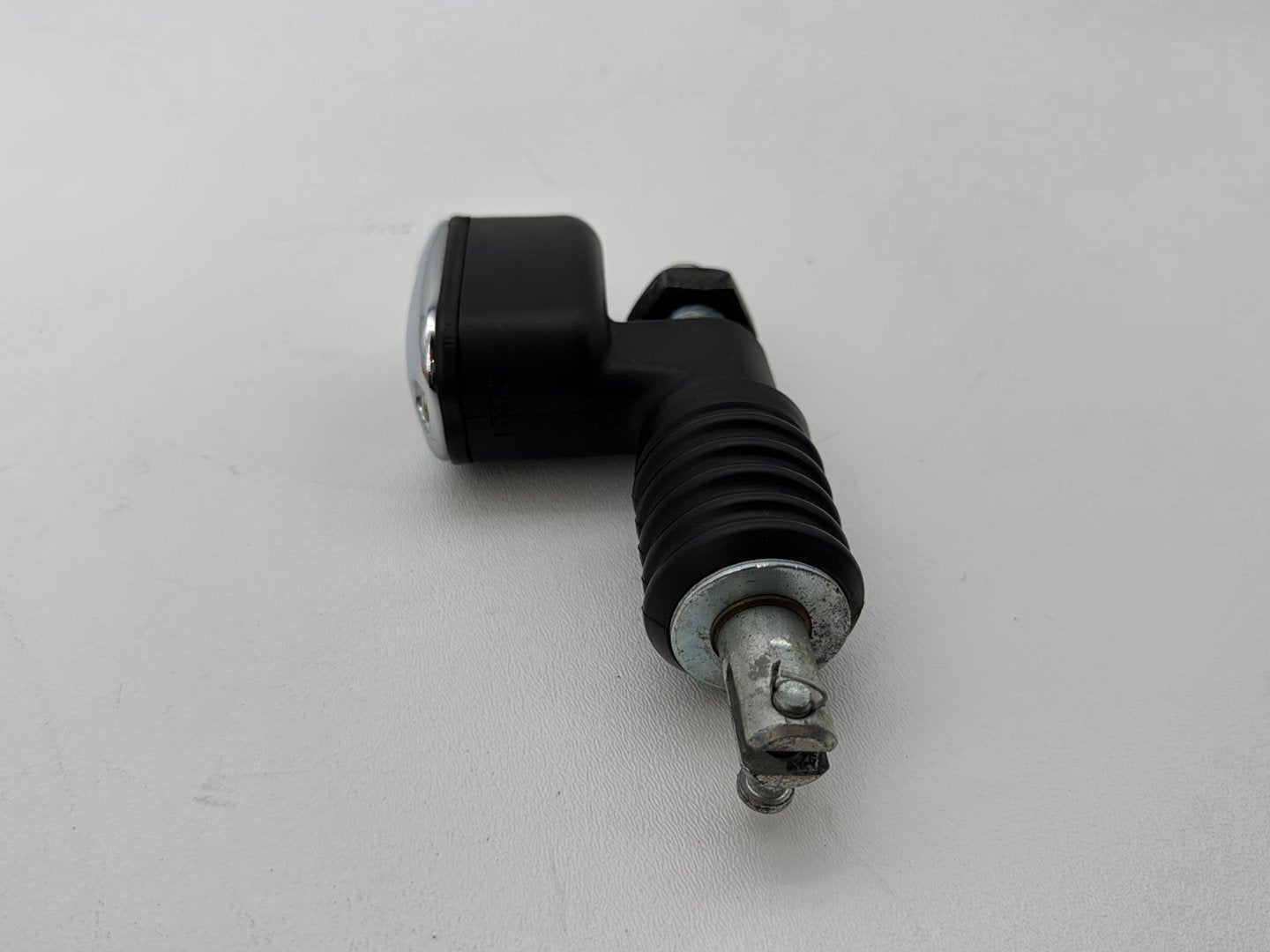 2008 Harley Softail Deluxe FLSTN OEM Rear Brake Master Cylinder Reservoir