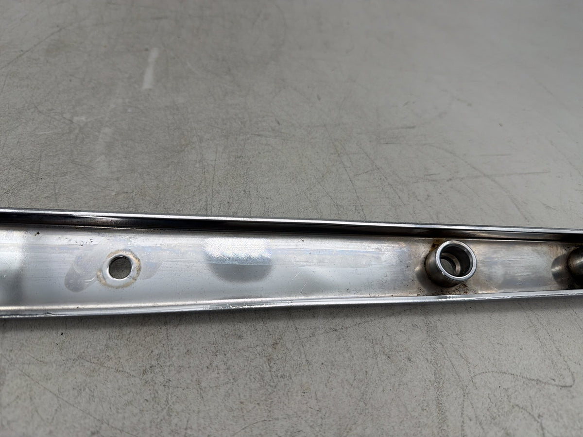 2004 Harley Heritage Softail Classic OEM Rear Left Right Fender Struts Bracket