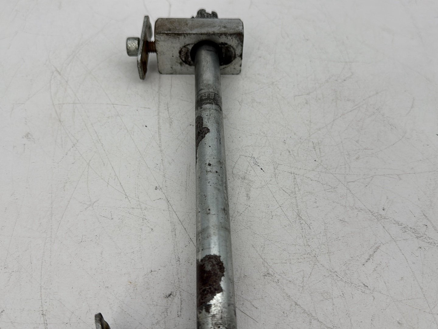 2002 Harley Dyna FXD Super Glide OEM Rear Wheel Axle Bolt Shaft