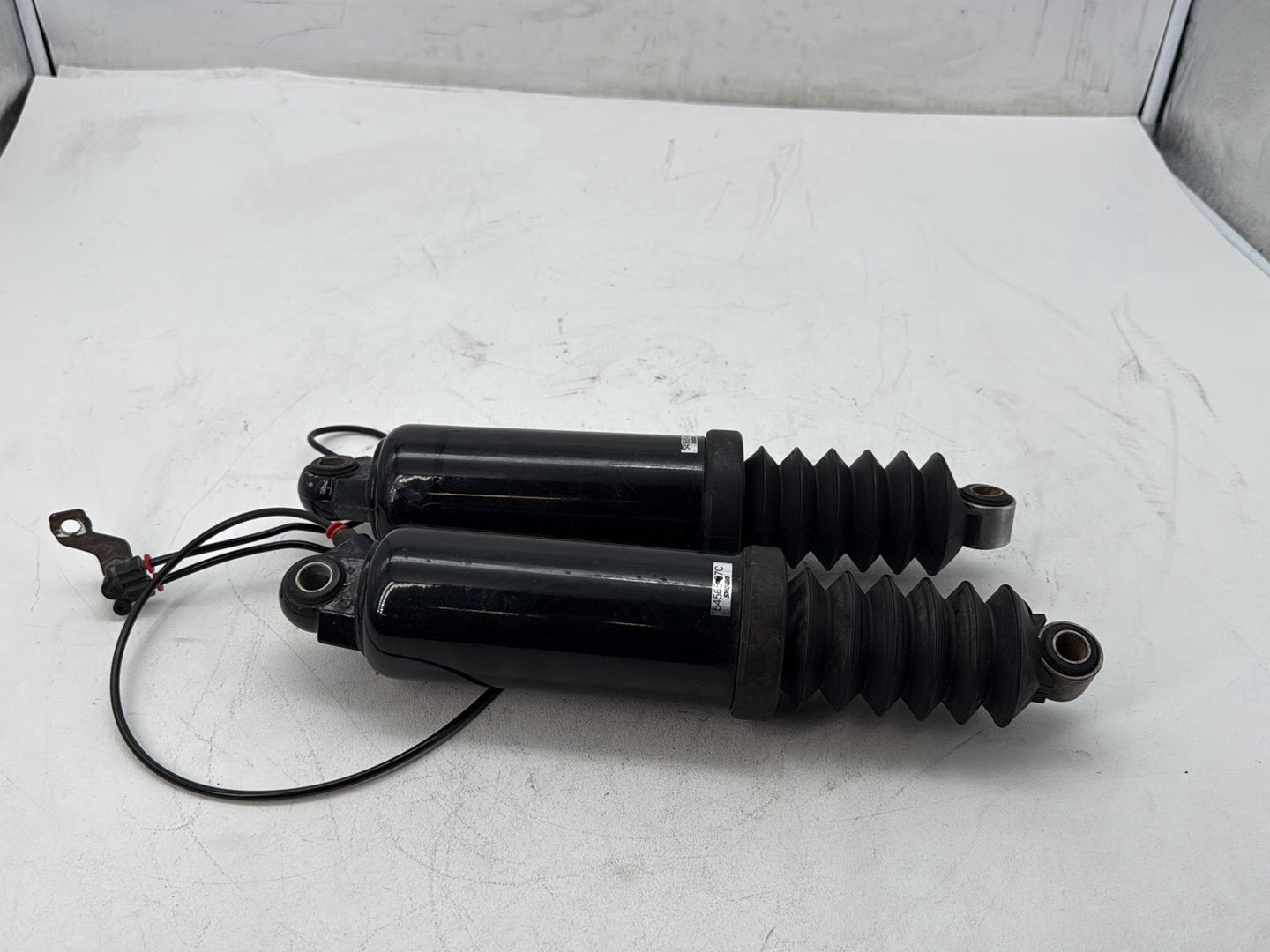 2006 Harley Touring Electra Glide Classic Rear Left Right Shock Absorbers 13"