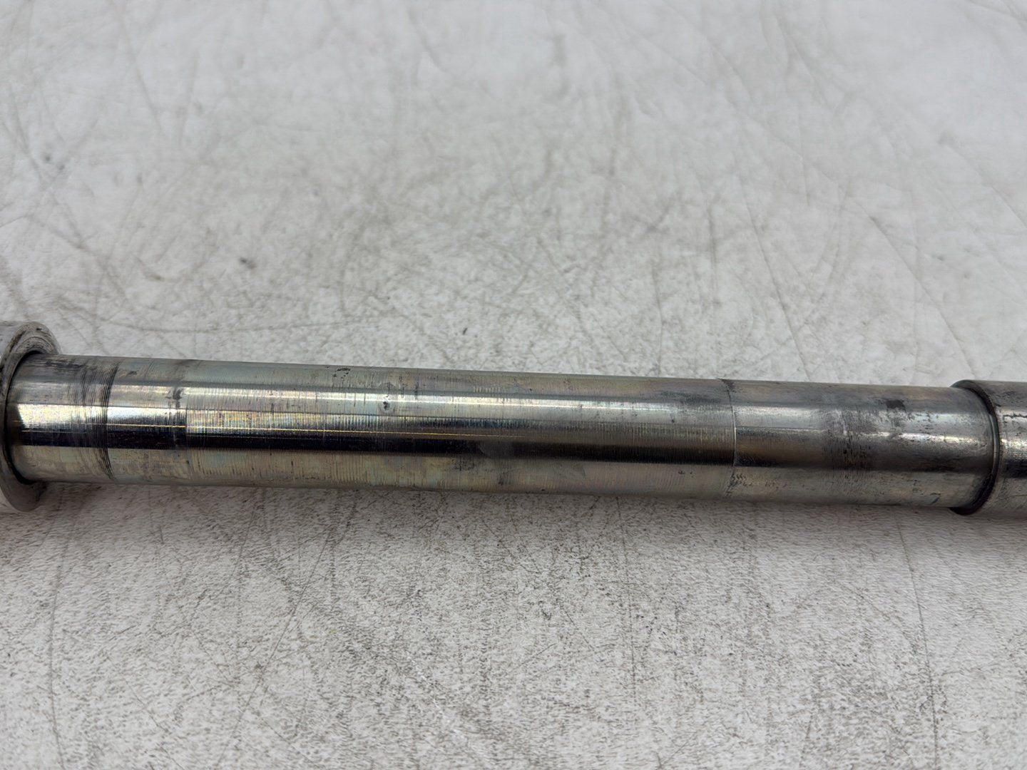 2010 Harley Dyna Fat Bob FXDF OEM Front Wheel Axle Bolt Shaft