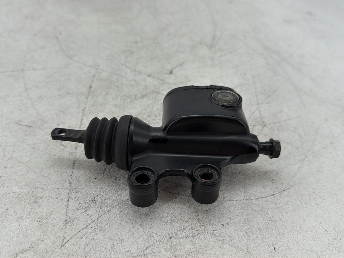 2009 Harley Road Glide Touring FLTR OEM Rear Brake Master Cylinder Reservoir