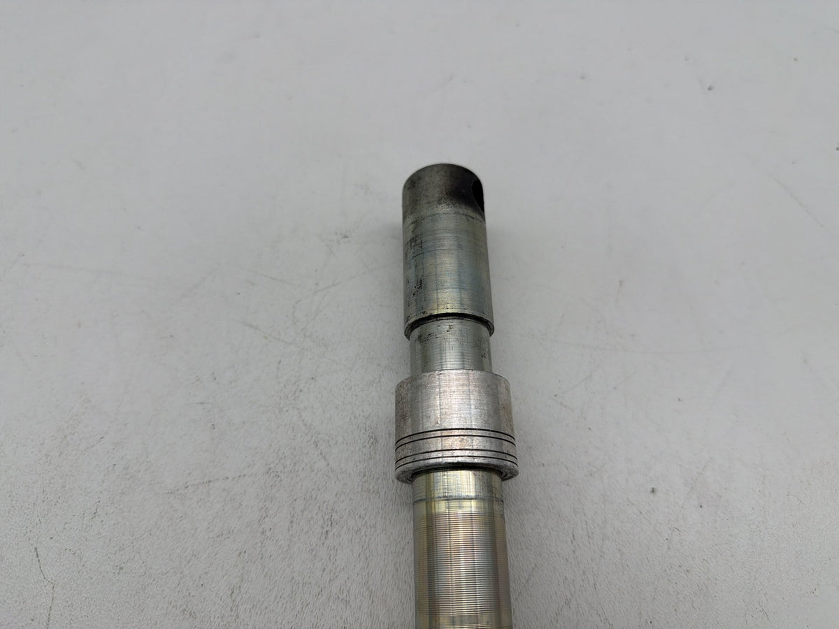 2011 Harley Electra Glide Touring Ultra OEM Front Wheel Axle Bolt Shaft