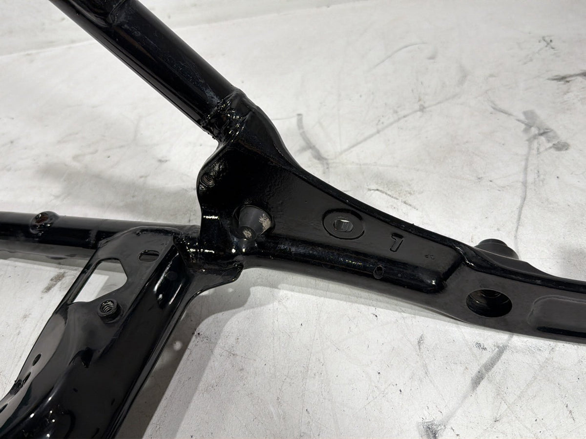 2014 Harley Electra Glide Ultra OEM Rear Sub Frame Rail Bar 48079-09BHP
