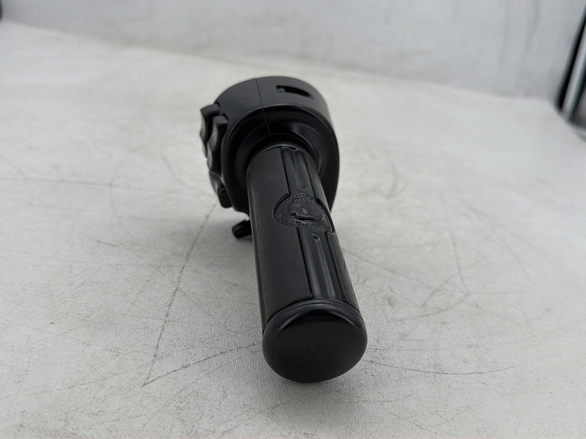 2018 Harley Road Glide Touring FLTRXS OEM Right Engine Start Kill Switches Controls