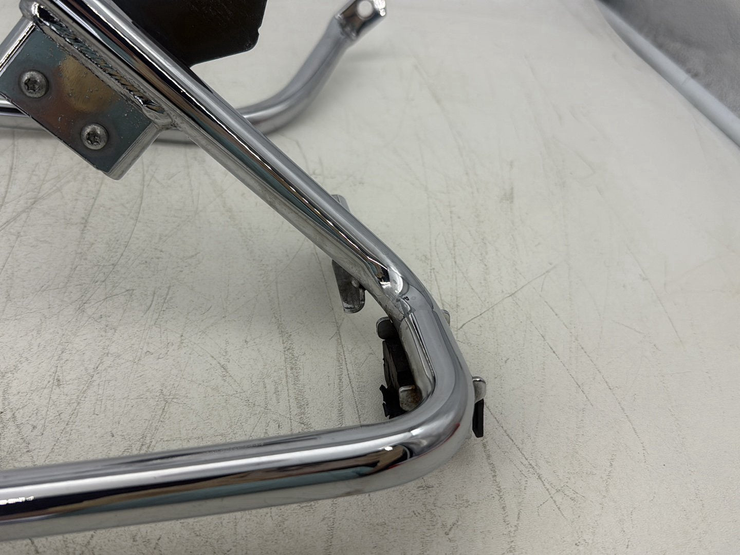 2011 Harley Street Glide Touring FLHX OEM Rear Left Right Saddlebag Guard Rails Bar