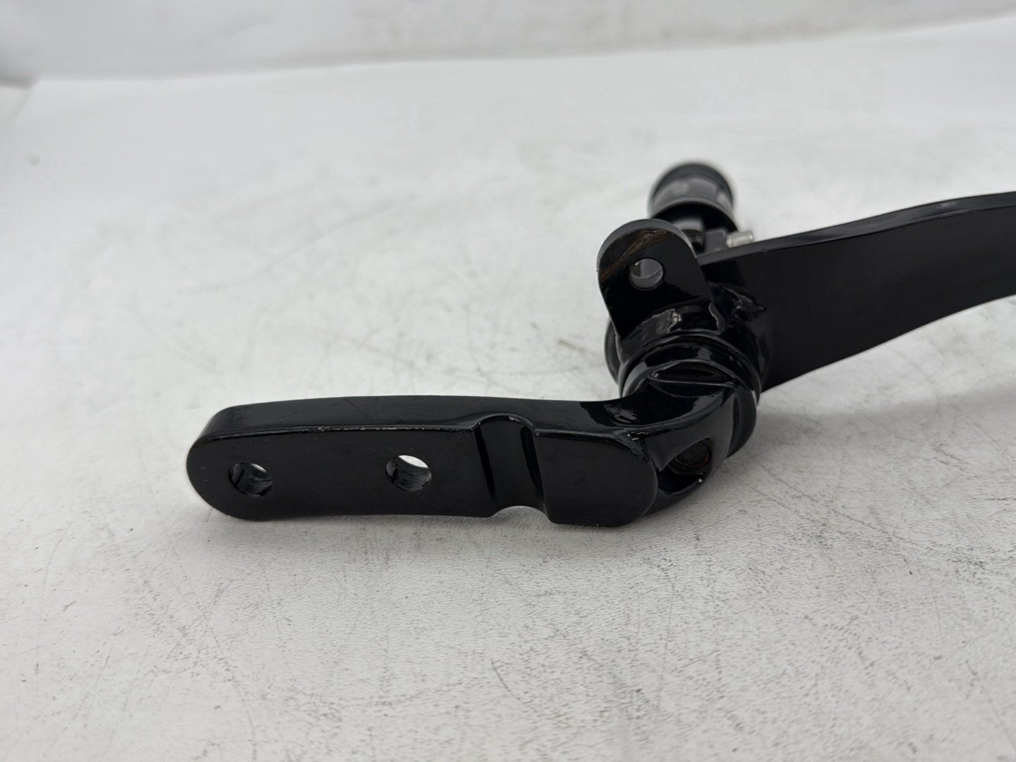 2006 Harley Dyna FXDWGI Wide Glide OEM Right Driver Foot Controls Peg Rest