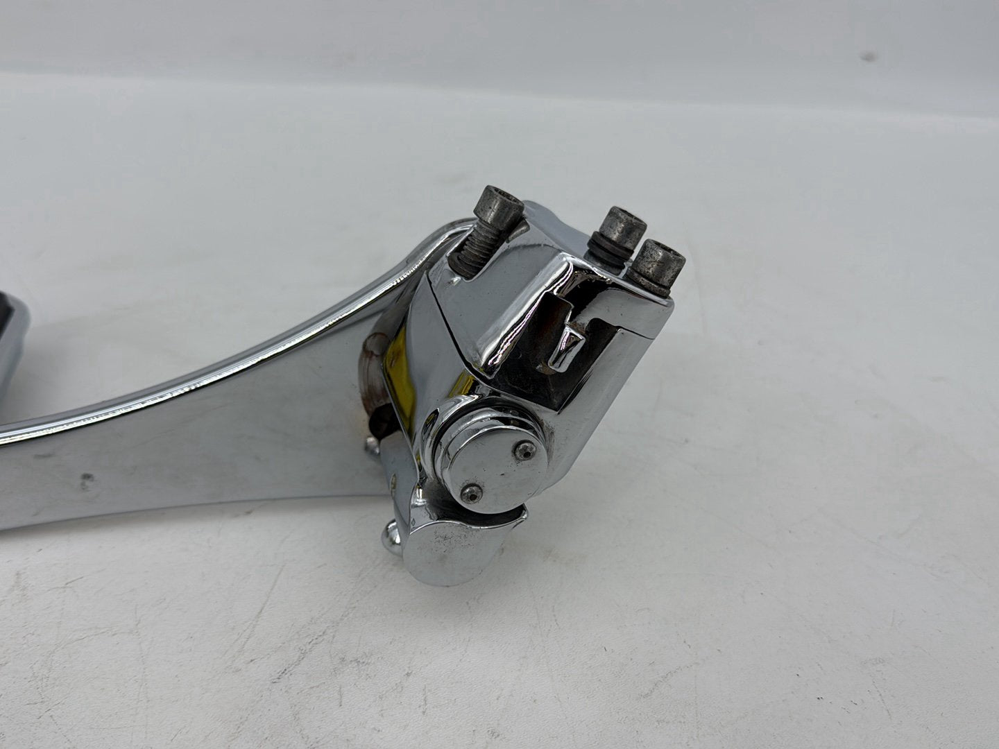 2007 - 2011 Harley-Davidson Touring Electra Glide Ultra Passenger Left & Right Foot Pegs Kuryakyn