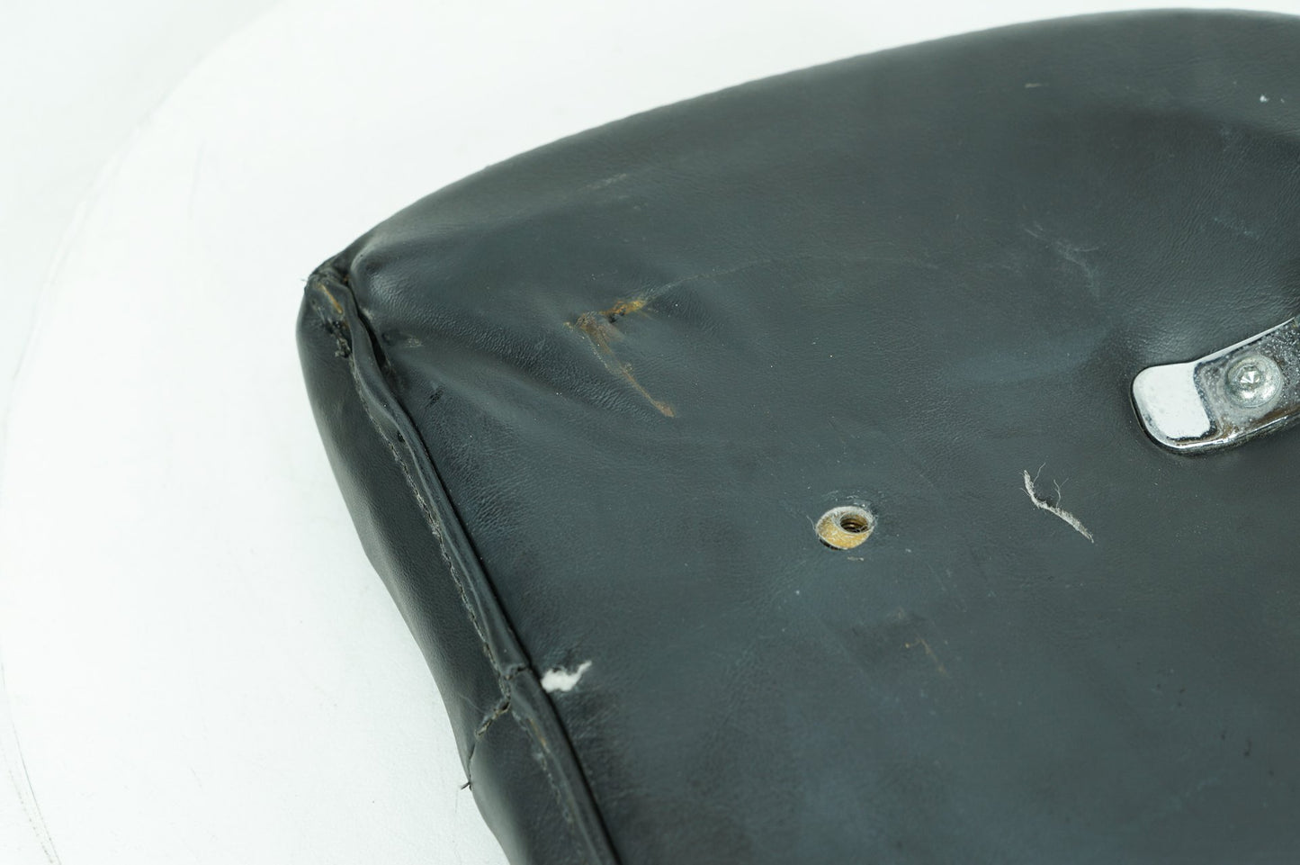 1999 - 2006 Harley-Davidson Softail Deluxe Rear Passenger Backrest Cushion Pad 52189-00