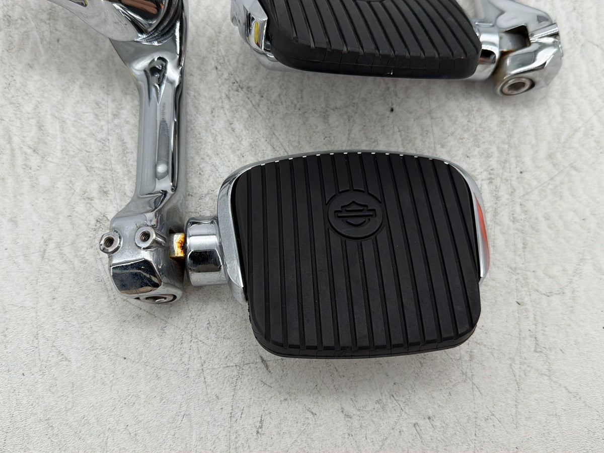 2011 Harley Heritage Softail Classic FLSTC OEM Front Right Left Highway Foot Pegs