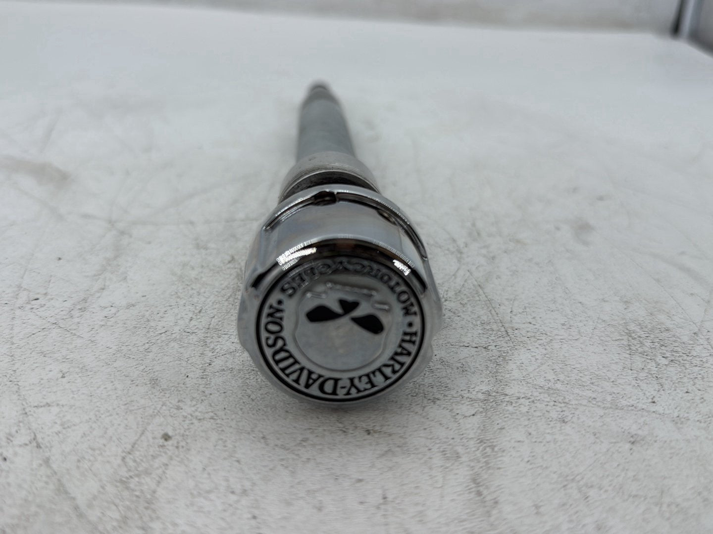 2017 Harley Road Glide Touring FLTRXS OEM Front Wheel Axle Bolt Shaft 41547-07A