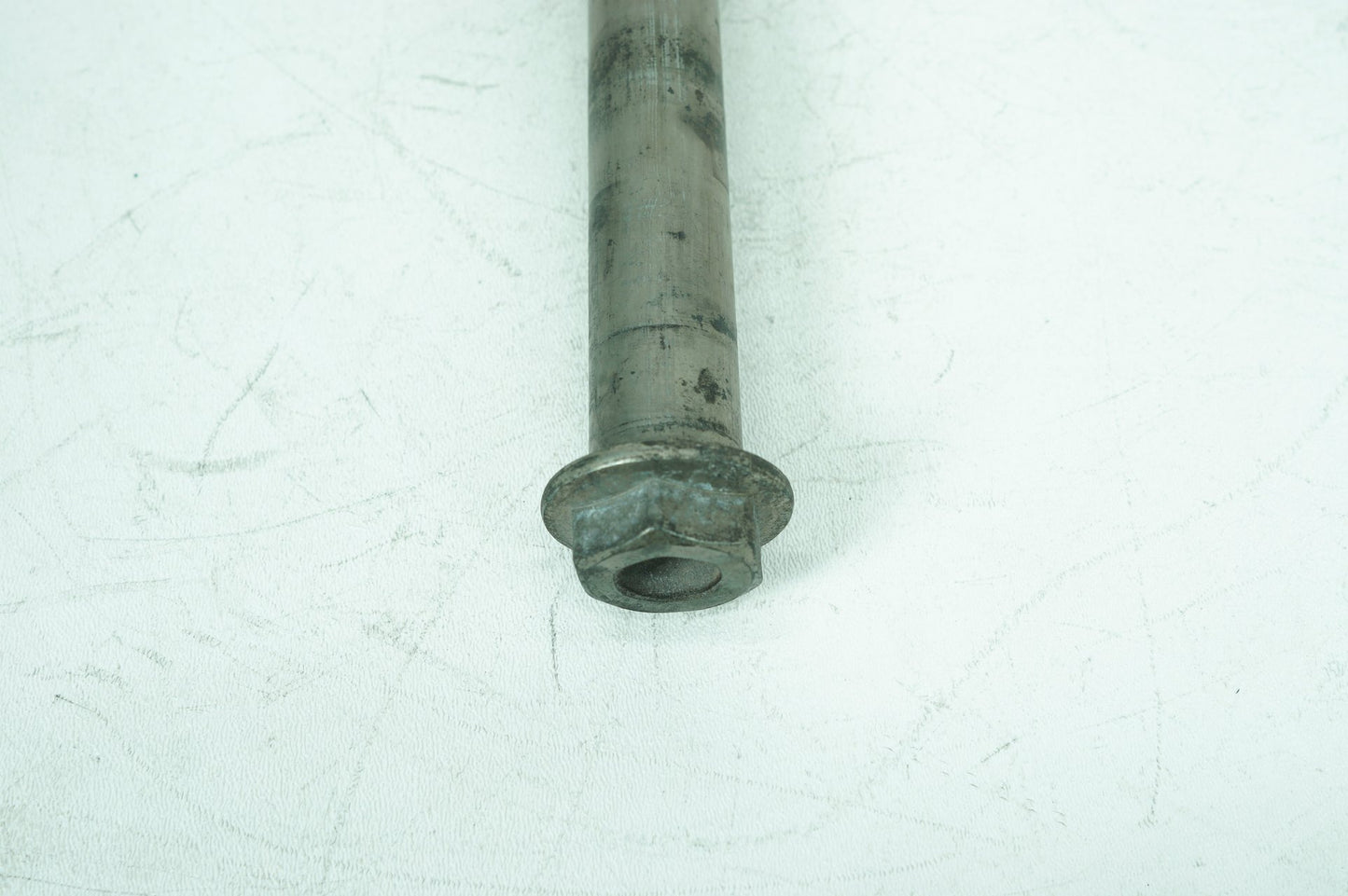 2007 - 2014 Harley-Davidson Dyna Super Glide Custom Rear Wheel Axle Bolt Shaft 41114-08