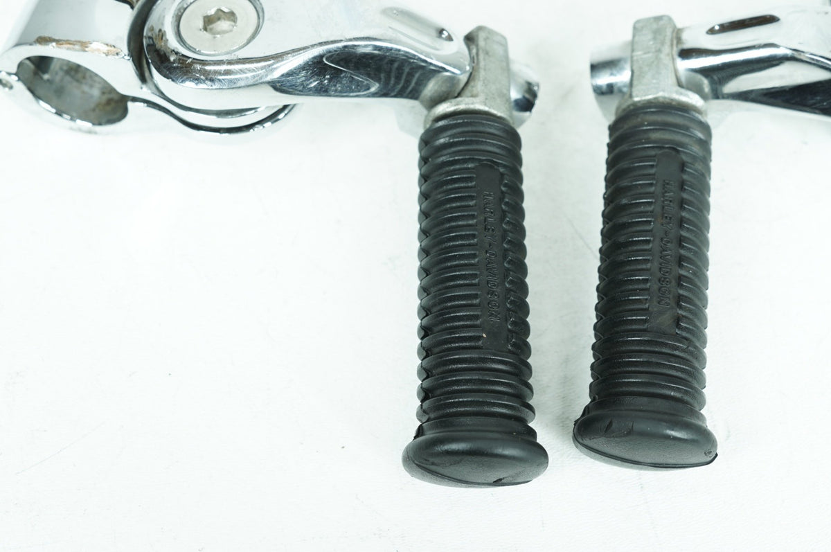 2005 Harley Sportster XL1200 C Custom OEM Front Right Left Highway Foot Pegs