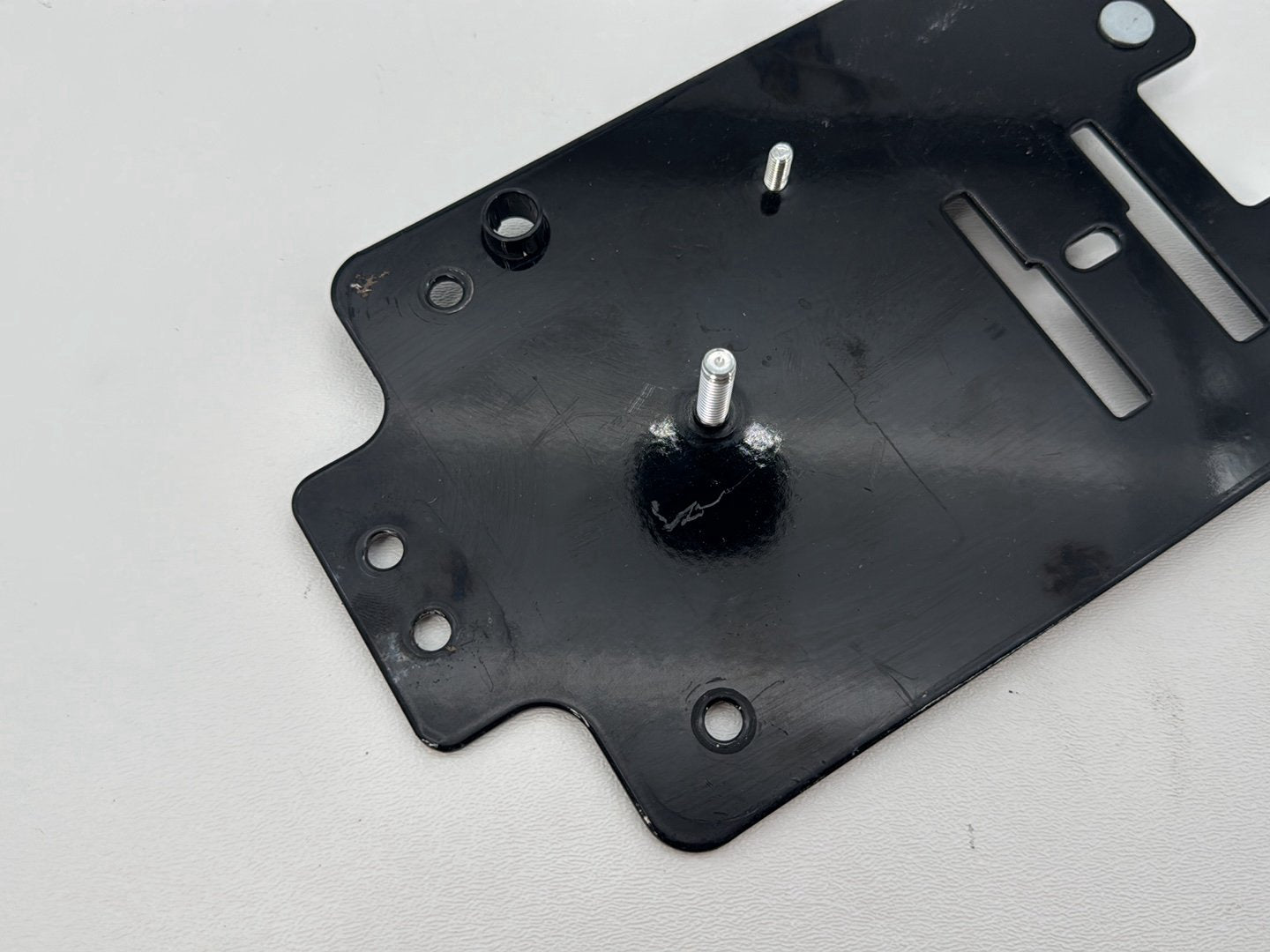 1999 - 2006 Harley-Davidson Dyna Wide Glide Electrical Side Cover Tray Panel 70986-99