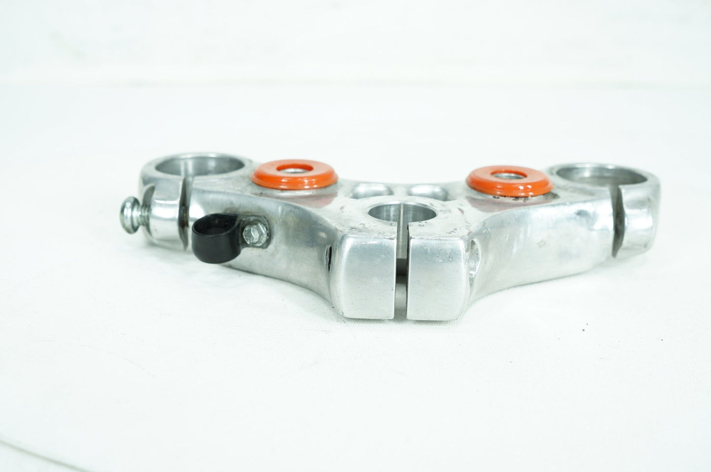 1986 - 1999 Harley-Davidson Dyna Super Glide Front Fork Upper Triple Tree Bracket 45739-87