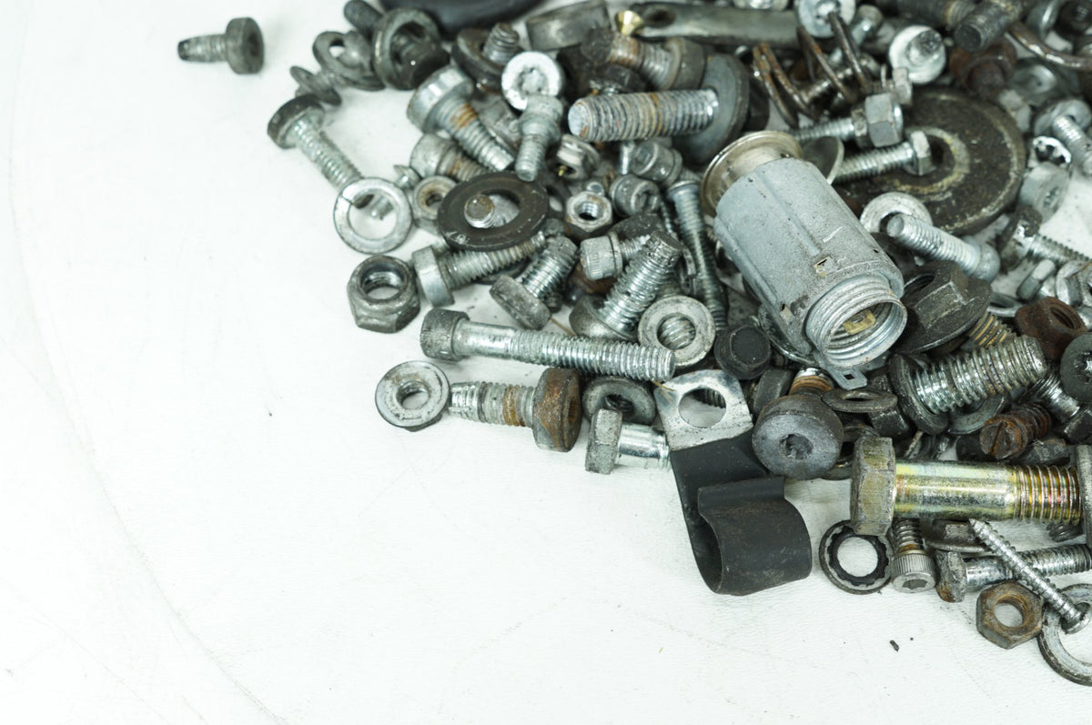 1997 Harley-Davidson Touring FLHTCUI - Hardware Bolts Nuts & Brackets