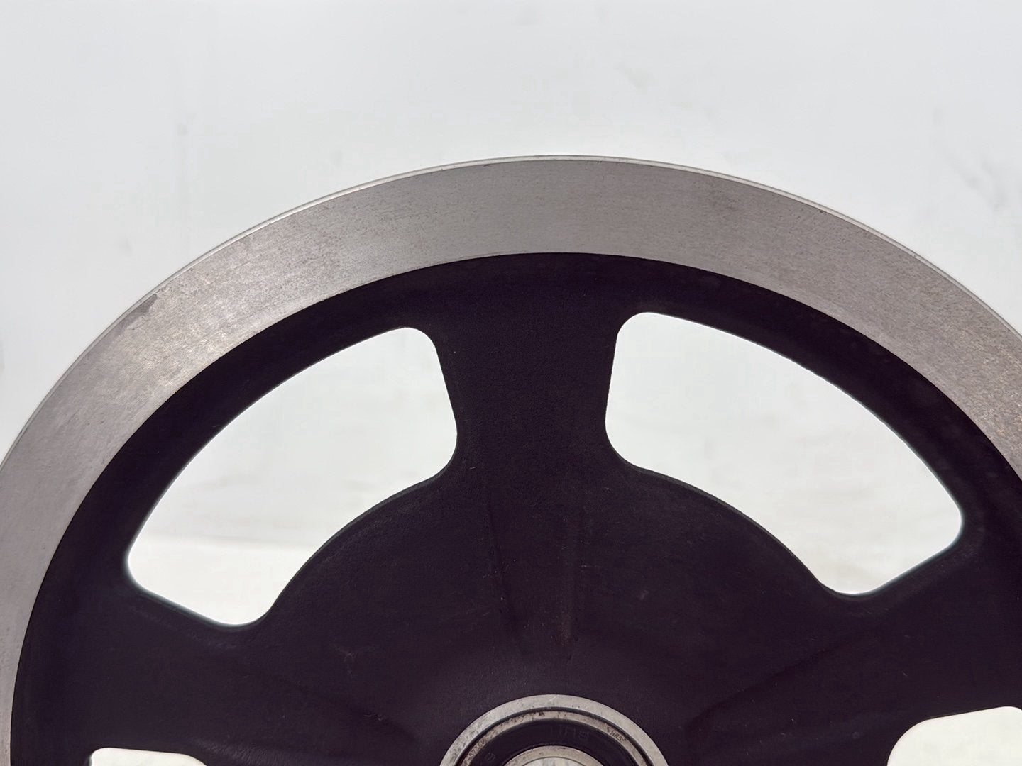 2016 Harley Road King Touring FLHR OEM Rear Driver Pulley Sprocket