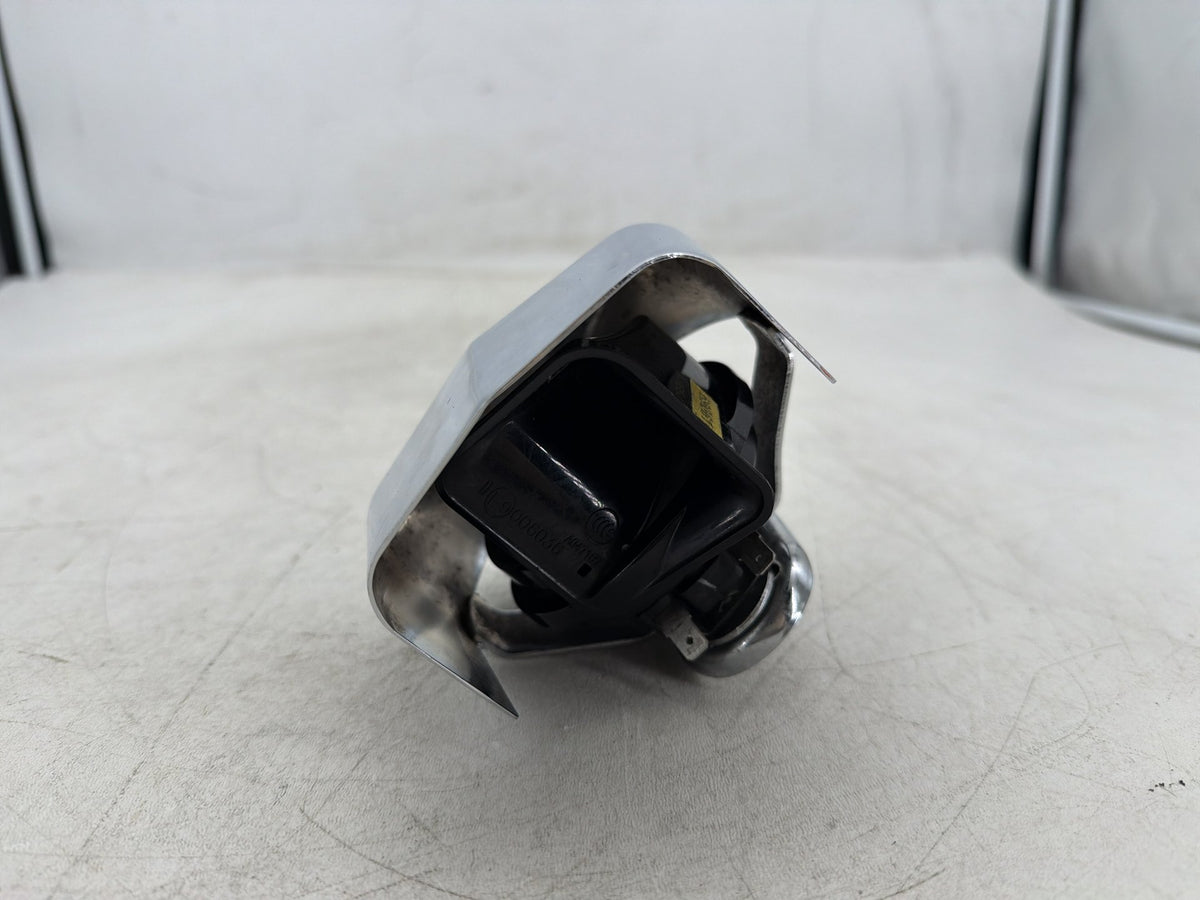 2017 Harley Dyna Street Bob FXDB OEM Horn Signal Klaxon Chrome Cover