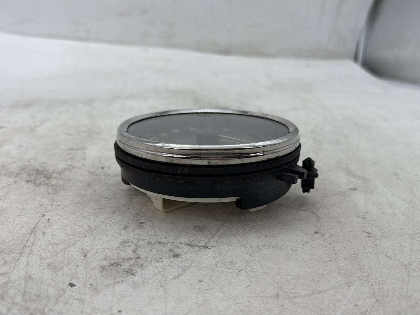 2012 Harley Dyna FXDF Fat Bob OEM Speedo Speedometer Gauge Cluster