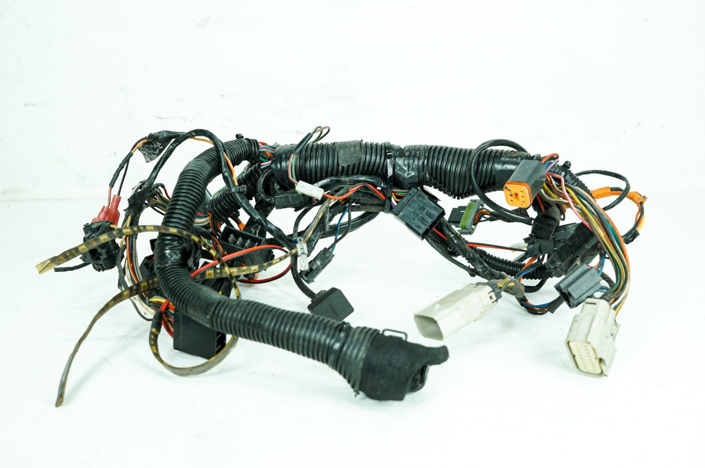 2007 - 2011 Harley-Davidson Touring Street Glide Front Sub Wiring Harness Loom Interconnect 70232-08