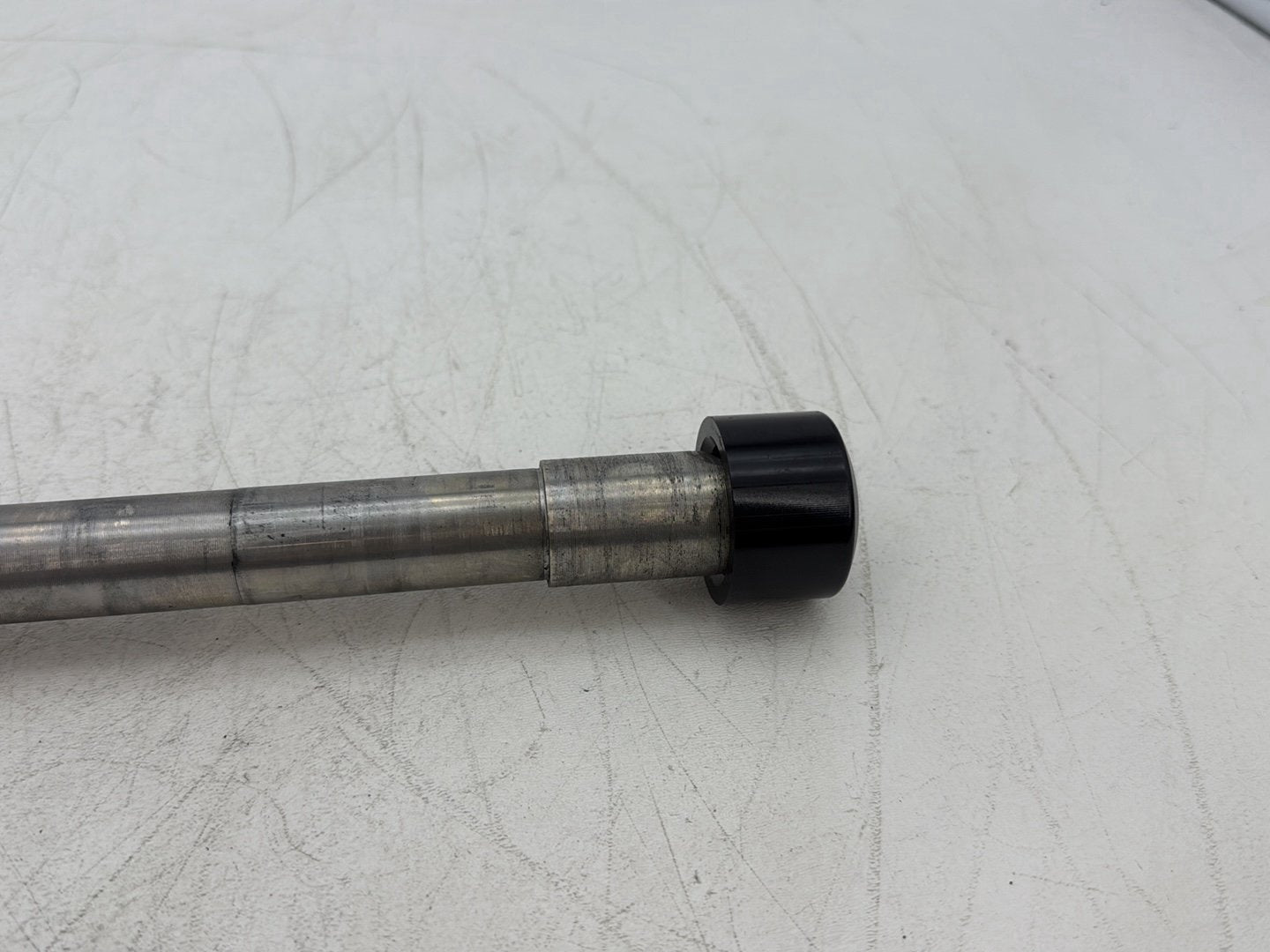 2013 Harley Forty-Eight Sportster 1200X OEM Front Wheel Axle Bolt Shaft