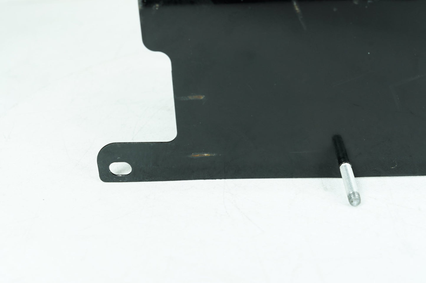 1999 - 2006 Harley-Davidson Touring Street Glide Battery Tray Bracket Holder Carrier  	66281-02A