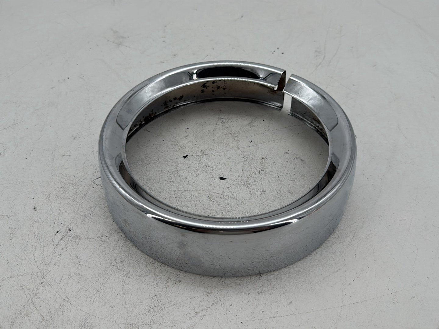 1996 Harley Road King Touring Police FLHPI OEM Headlight Mount Bracket Ring Circle Trim