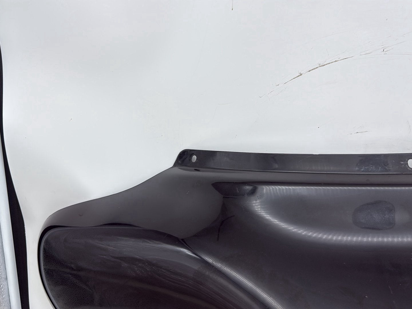 2000 Harley Touring Electra Glide Ultra OEM Front Outer Batwing Fairing Cover