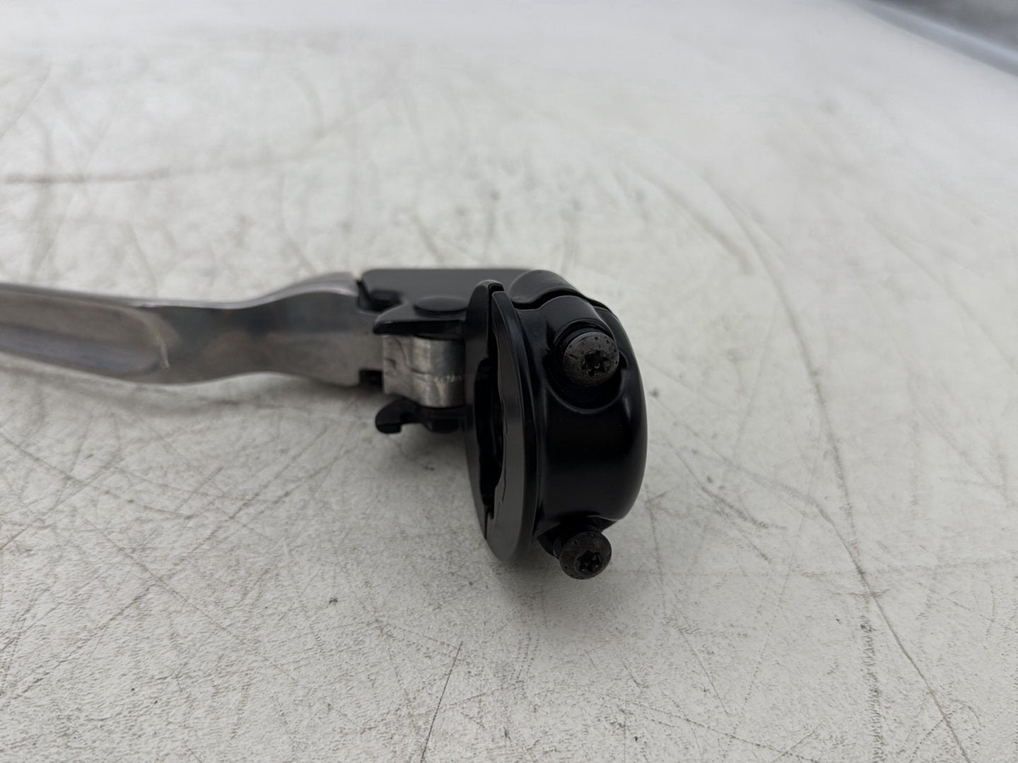 2012 Harley Street Glide Touring FLHX OEM Front Left Hand Clutch Control Lever