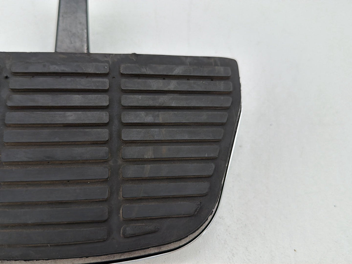 1997 Harley Road King Touring FLHRI OEM 1 Passenger Floorboard Foot Rest