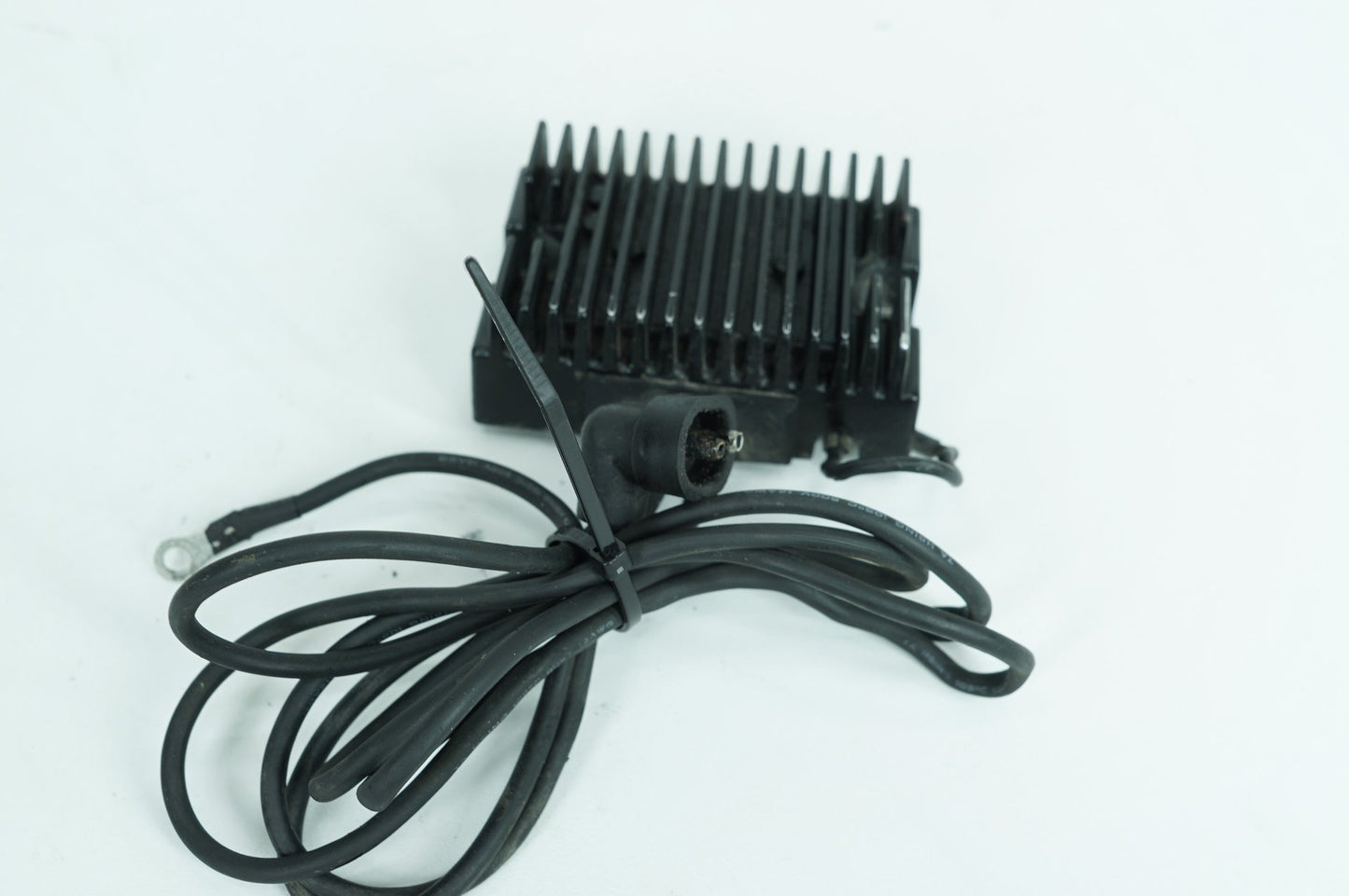 1983 - 1998 Harley-Davidson Dyna Super Glide Voltage Regulator Rectifier  74519-88A