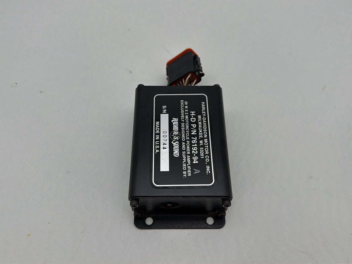 1994 Harley Electra Glide Touring Classic Radio Stereo Audio Sound Amplifier Amp