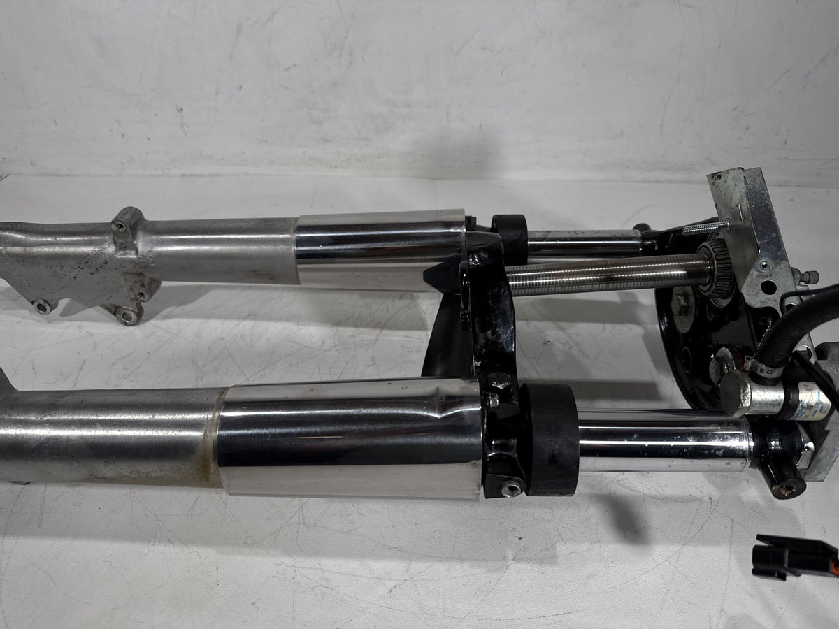 96 Harley Electra Touring Ultra Front Triple Tree Set & LH RH Fork Legs Sliders