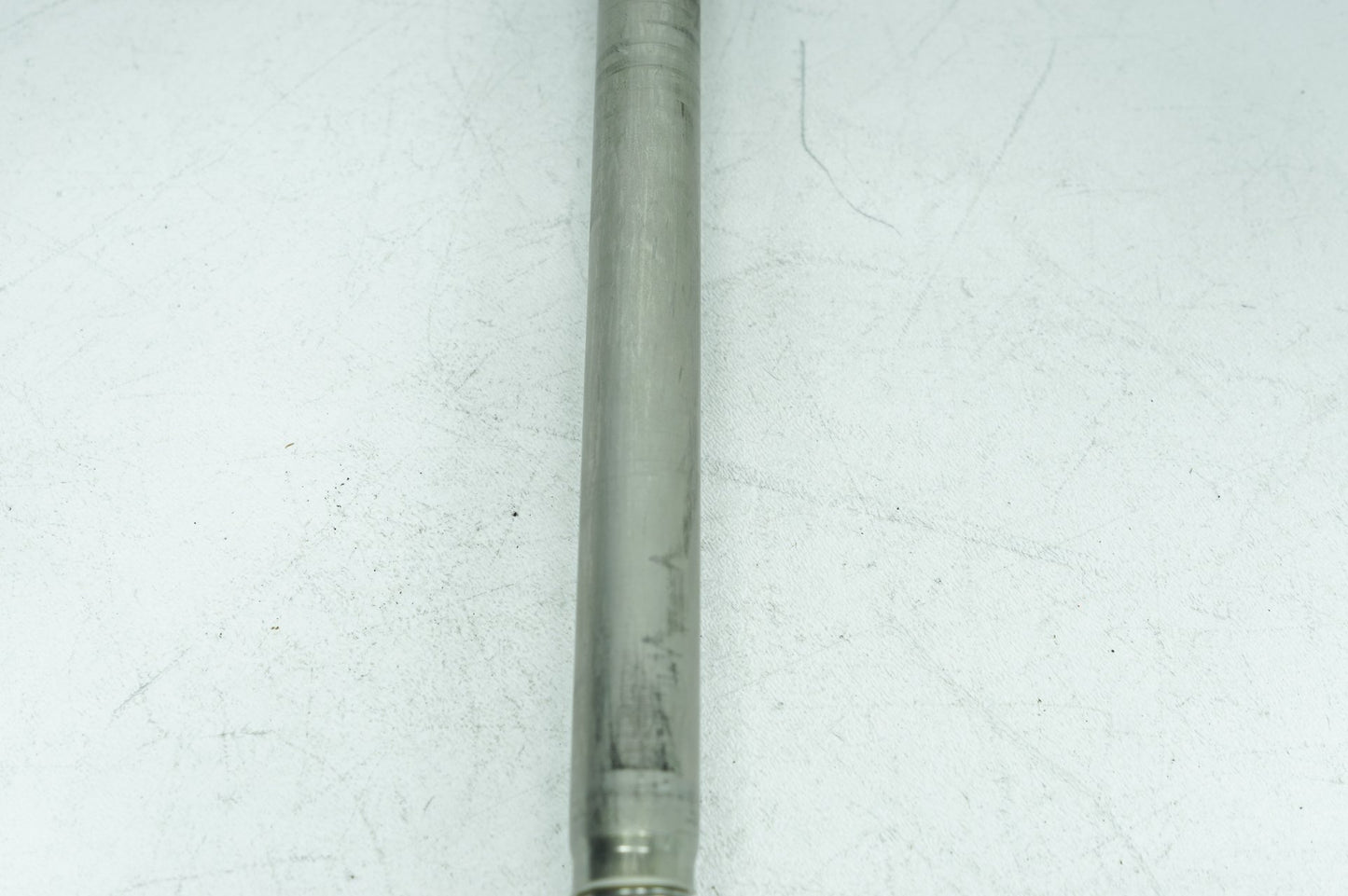 2007 - 2017 Harley-Davidson Dyna Low Rider Rear Fork Swingarm Pivot Bolt Shaft 47641-06
