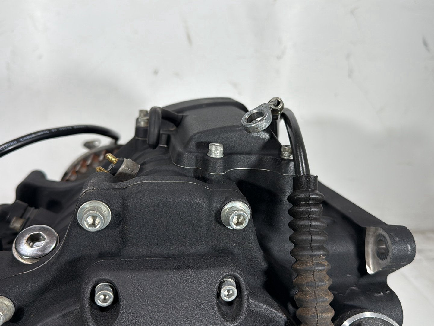 2012 Harley Dyna FXDF Fat Bob OEM 6 Speed Transmission Gearbox