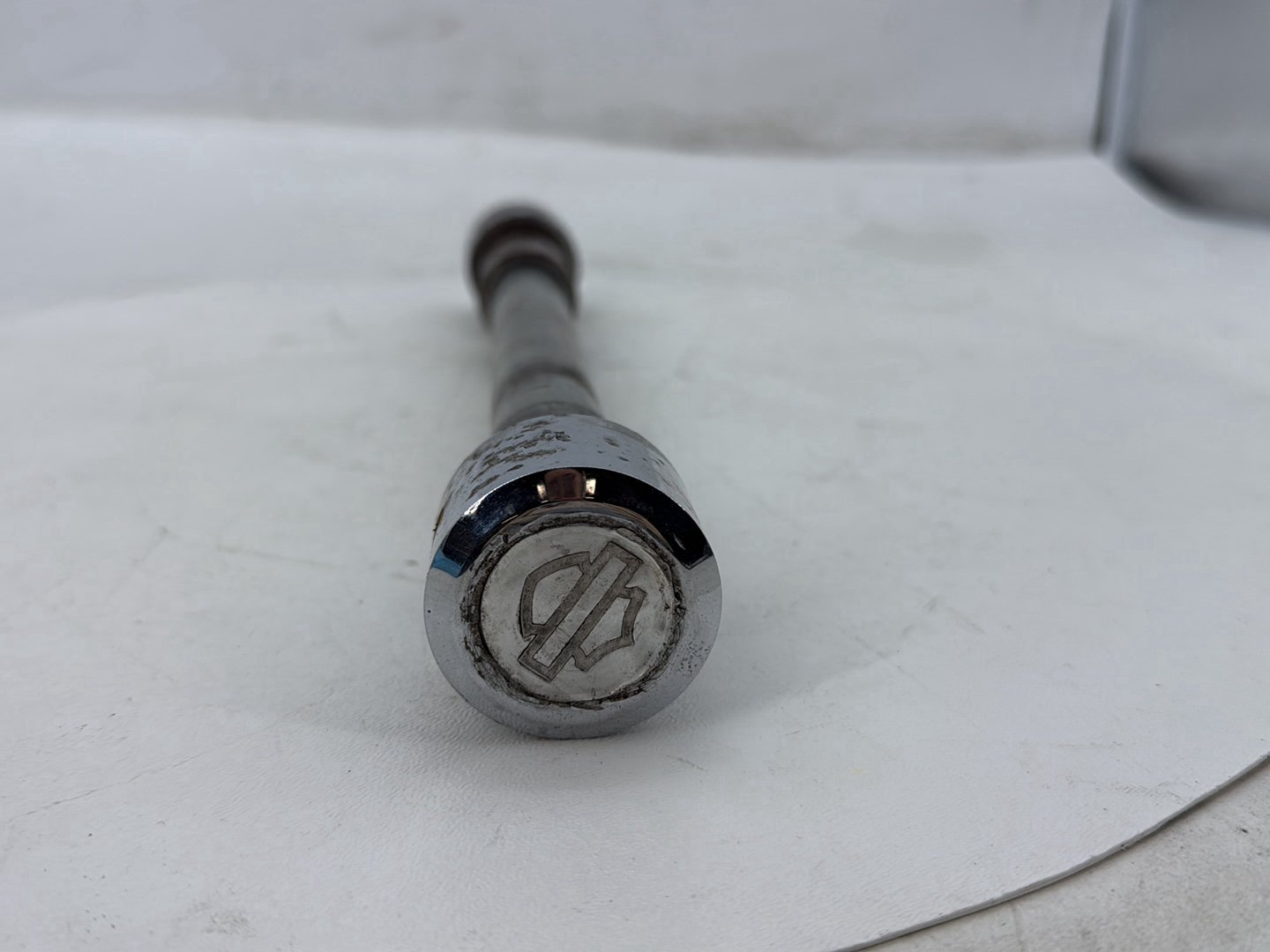 2005 Harley Road Glide Touring FLTRI OEM Front Wheel Axle Bolt Shaft