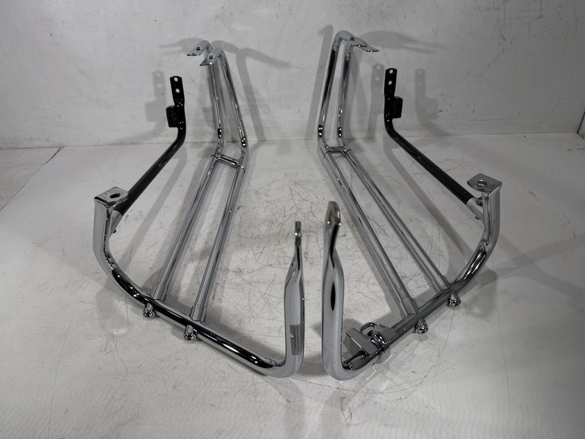 2007 Harley Electra Glide Touring CVO Rear Left Right Saddlebag Guard Rails Bar