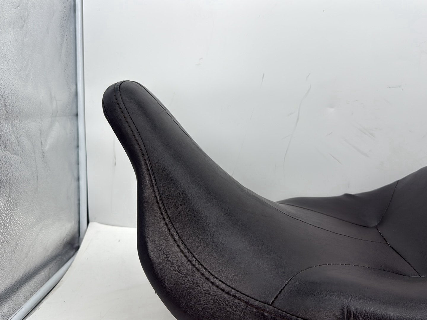 2007 Harley Touring FLHTCU Electra Glide Ultra OEM Passenger Rider Driver Seat Saddle