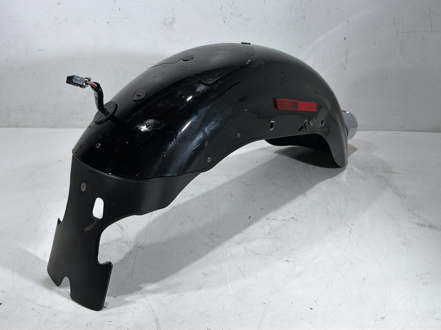 2005 Harley Sportster 1200 Roadster XL1200R OEM Rear Wheel Fender Taillight Brake Lamp