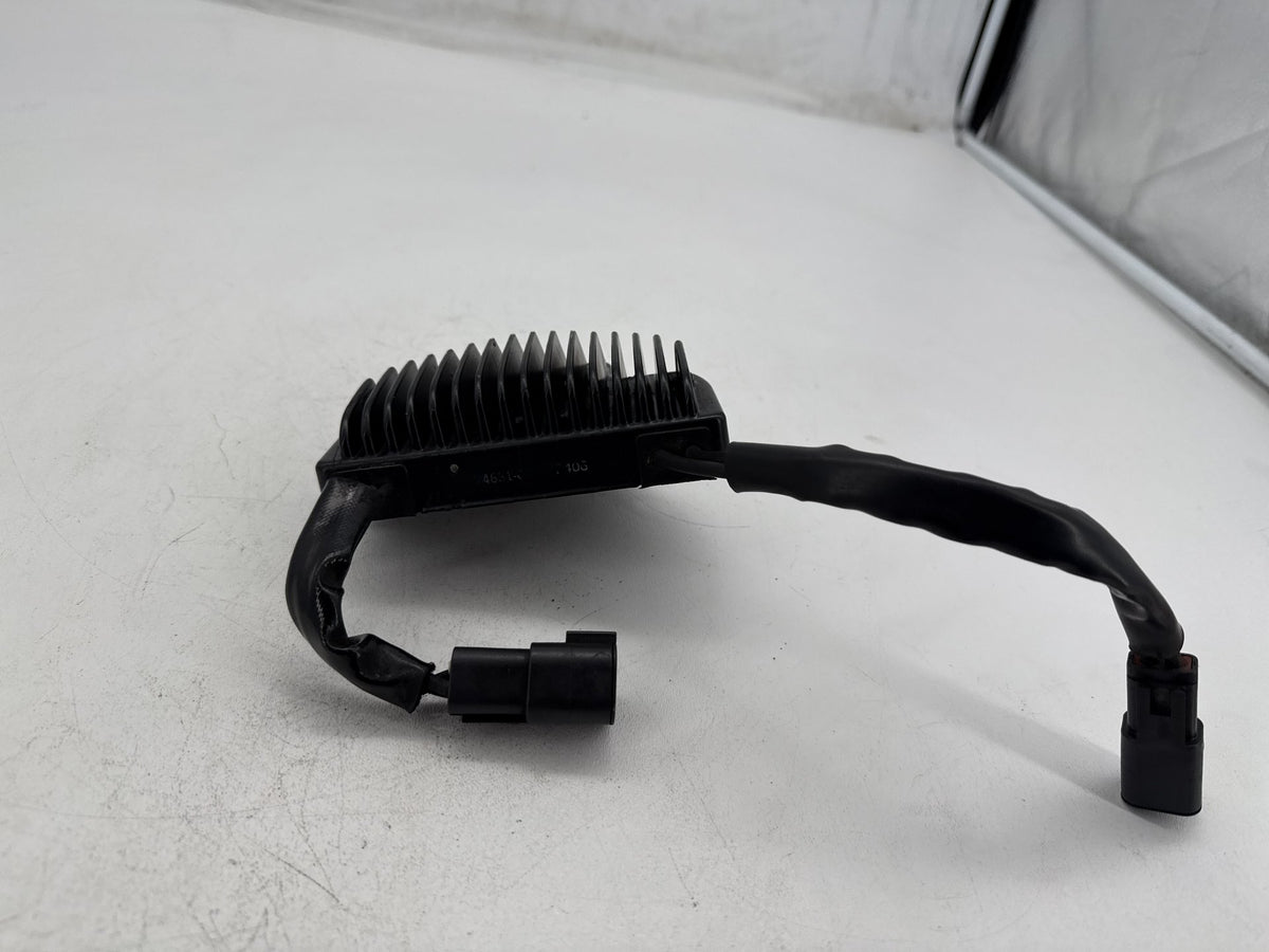 2007 Harley Dyna Super Glide FXD OEM Voltage Regulator Rectifier