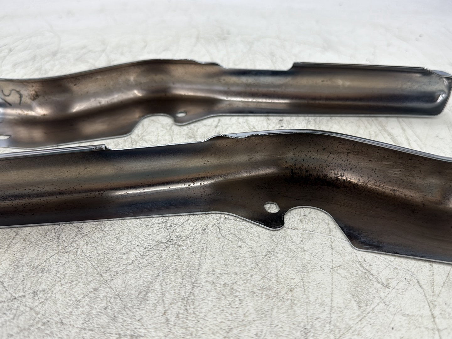 2007 Harley Touring FLHTC Electra Glide Classic OEM Left Right Saddlebag Fender Struts Brackets