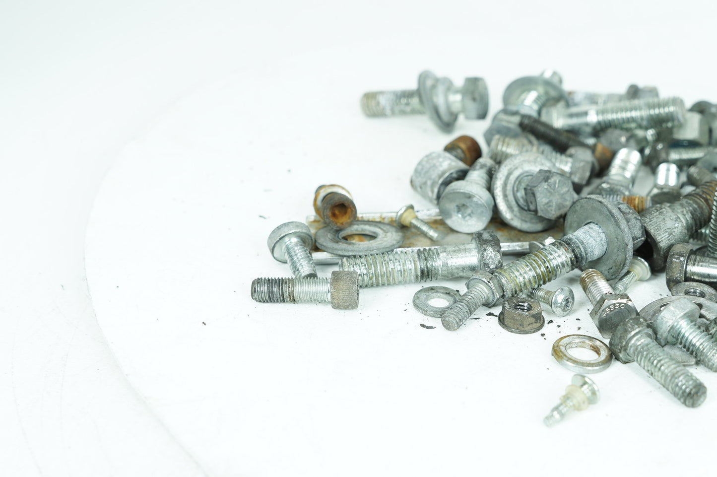 1999 - 2006 Harley-Davidson Touring Road King Hardware Bolts Nuts & Brackets