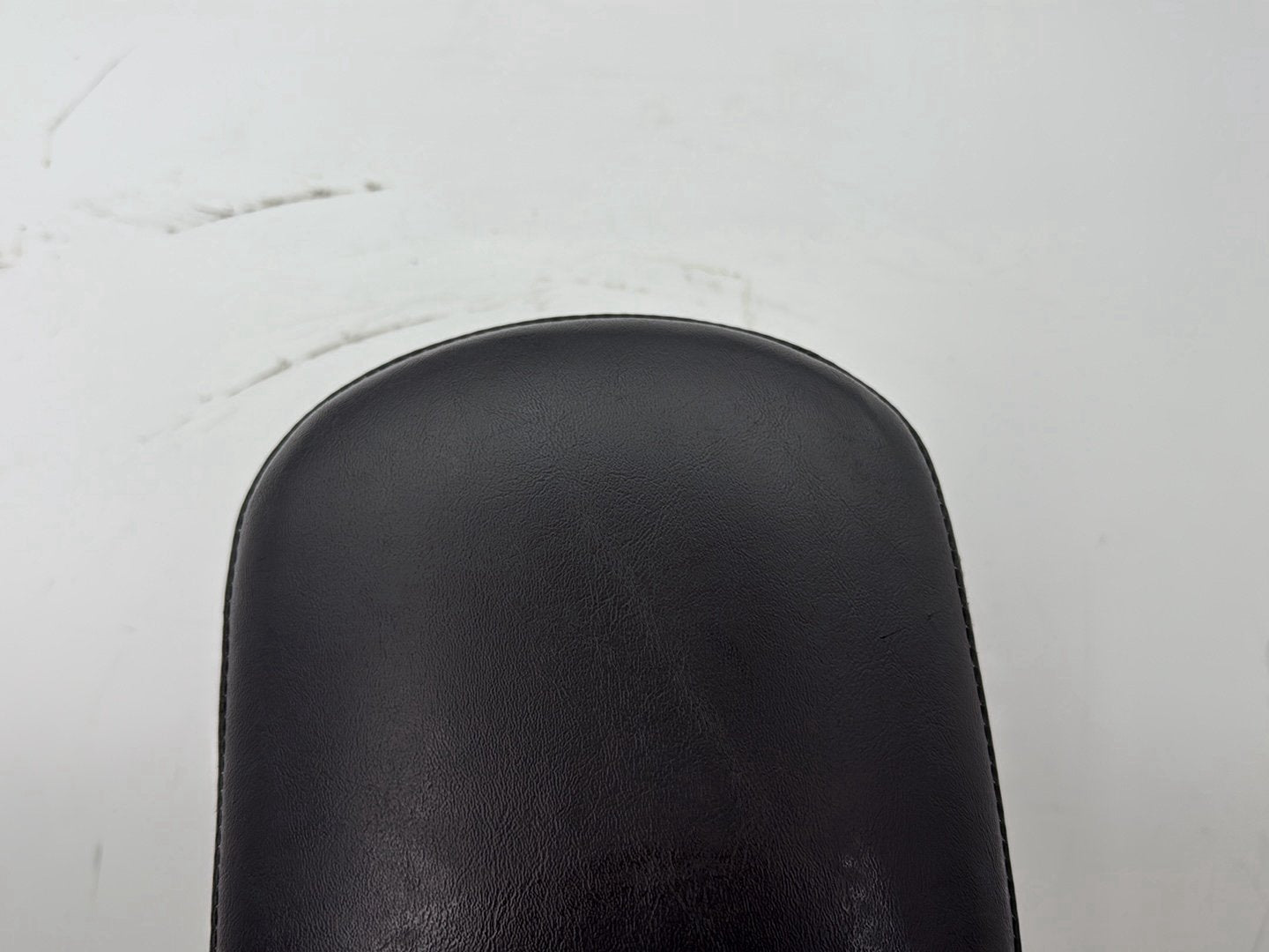 2012 Harley Dyna FXDF Fat Bob OEM Rear Sissy Bar w/ Backrest Cushion Pad