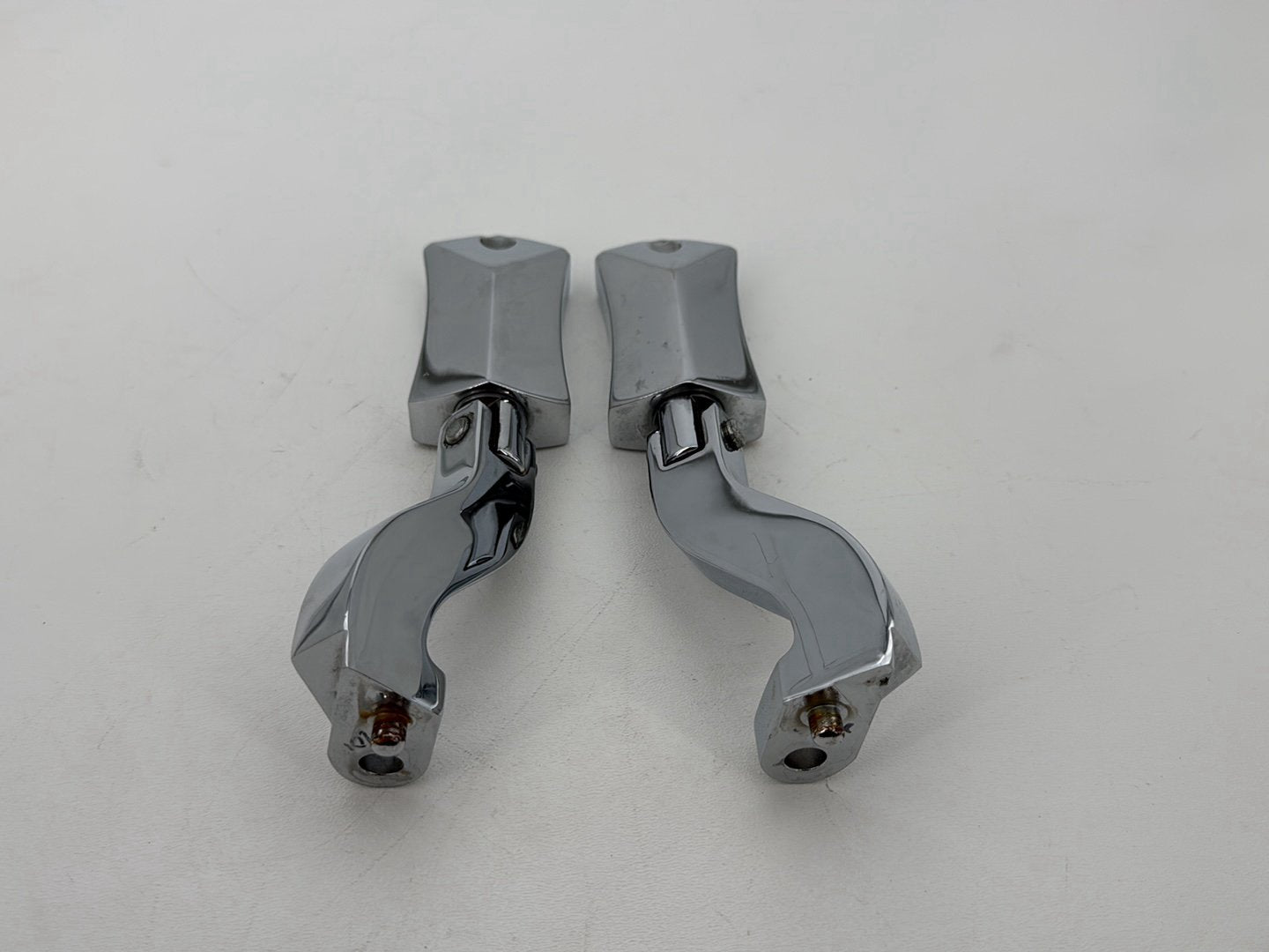 2013 Harley Street Glide Touring FLHX Passenger Left &amp; Right Foot Pegs Bad Dad