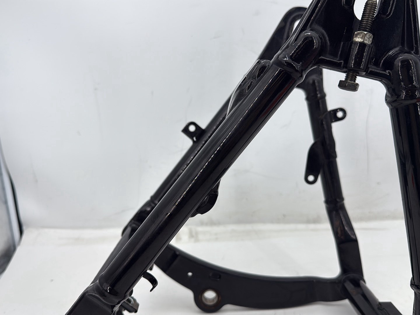 2005 Harley Heritage Softail Classic FLSTCI OEM Rear Fork Swingarm Swing Arm