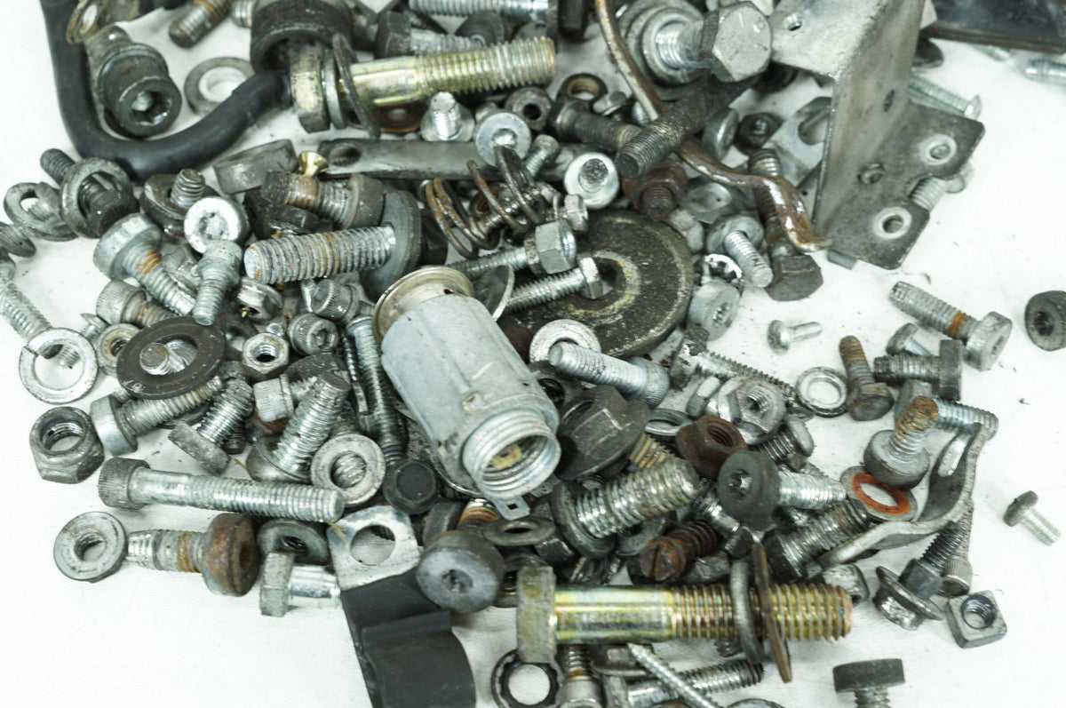 1997 Harley-Davidson Touring FLHTCUI - Hardware Bolts Nuts & Brackets