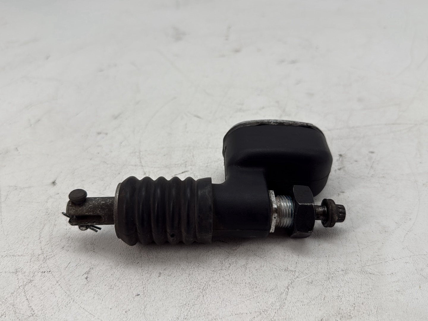 2006 Harley Touring FLHTCI Electra Glide Classic OEM Rear Brake Master Cylinder Reservoir