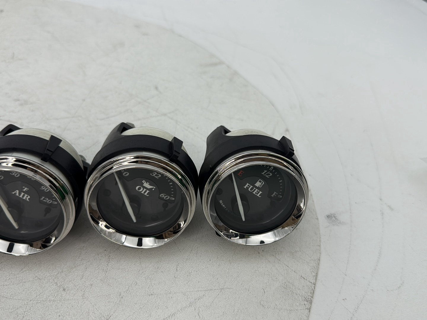 2007 - 2016 Harley-Davidson Touring Electra Glide Ultra Air Oil Volt Fuel Tacho Speedo Gauges Platinum face