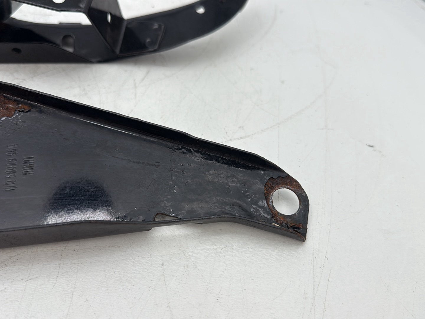 2007 Harley Touring FLHTCU Electra Glide Ultra OEM Right Left Fairing Support Brackets