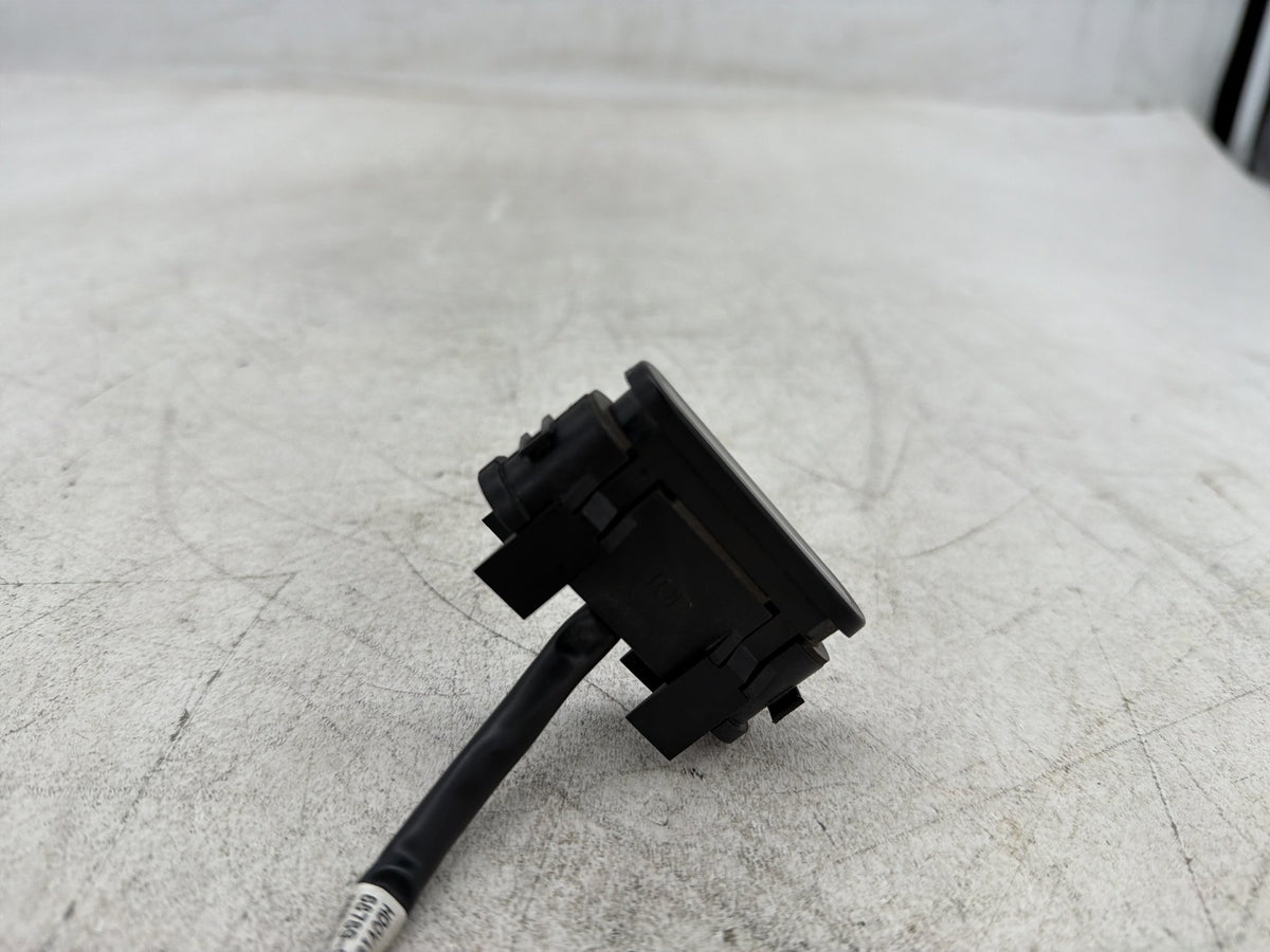 2013 Harley Street Glide Touring FLHX OEM Dash Indicator Lamp Wire Plug In